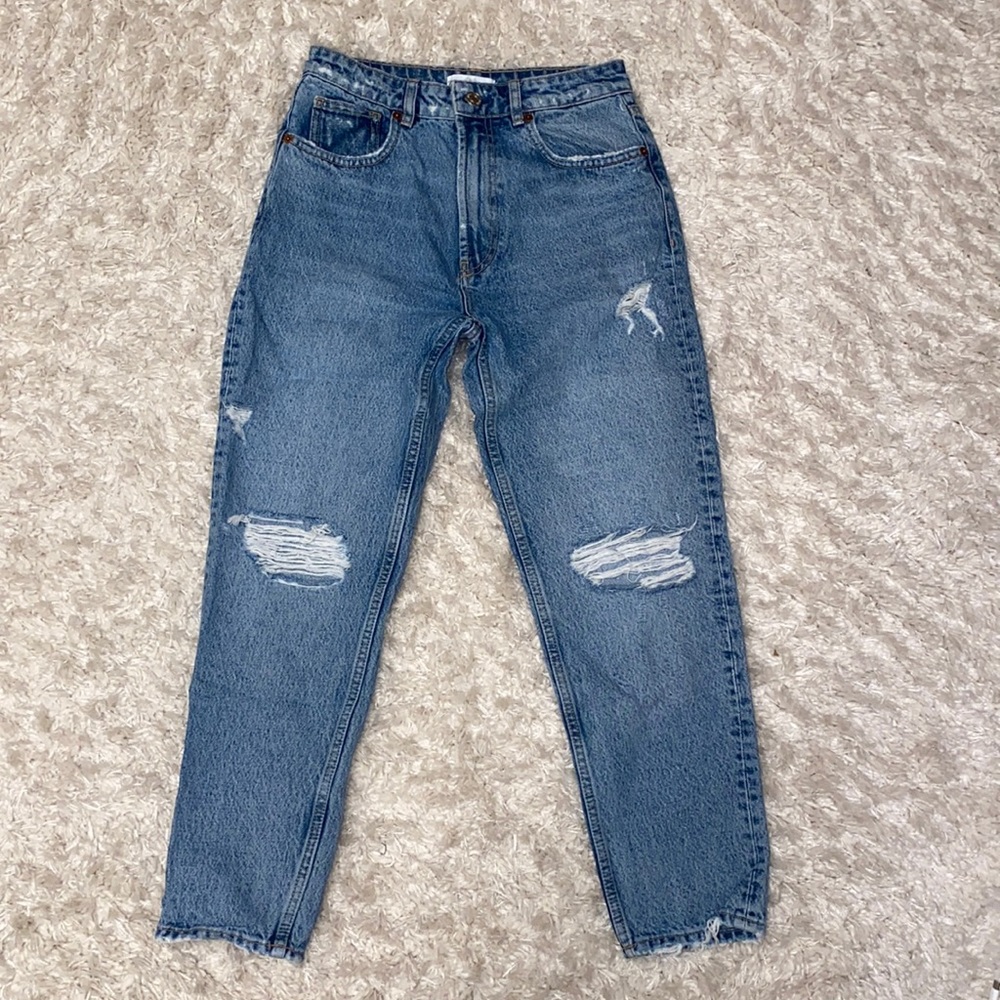 ZARA SIZE 6 Ripped Jeans